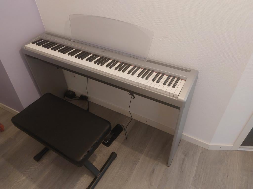 Yamaha P-85 Digitaal Piano, Muziek en Instrumenten, Piano's, Ophalen, Overige kleuren, Digitaal, Zo goed als nieuw