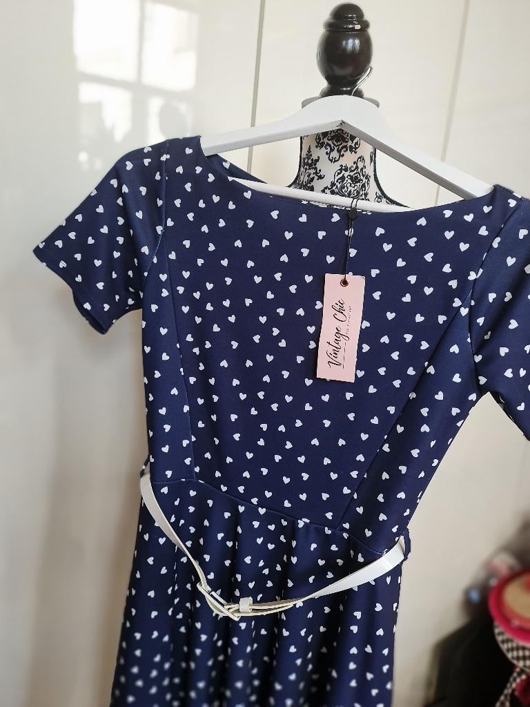 Moi jurk van topvintage ongedragen, Ophalen of Verzenden, Nieuw, Onder de knie