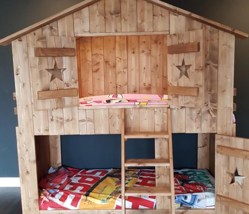 Stoer steigerhouten stapelbed, Kinderen en Baby's, Kinderkamer | Stapelbedden en Hoogslapers, Ophalen, Gebruikt, Stapelbed