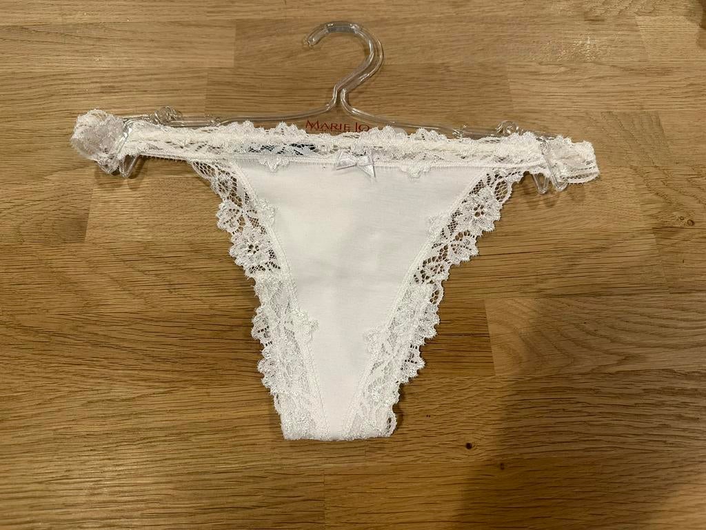 Ambra string 36 NIEUW!! Nu €7,50, Kleding | Dames, Ophalen of Verzenden, Wit, String