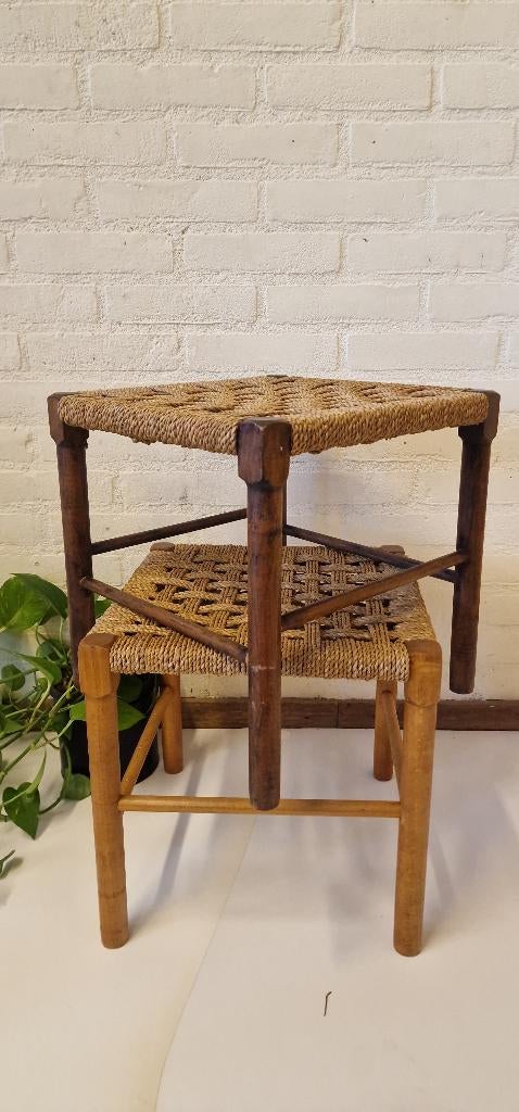 Vintage hocker/krukje, Gebruikt, Onbekend, Ophalen of Verzenden, Onbekend