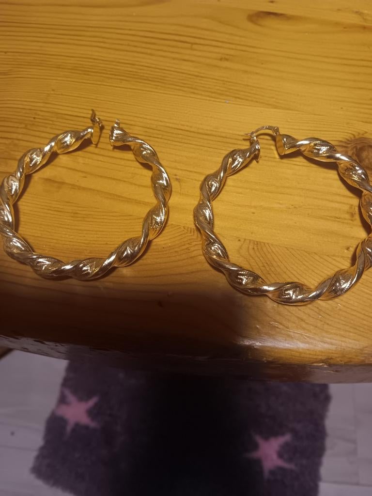 Goudkleurige Wokkels Oorbellen - 6cm, Sieraden, Tassen en Uiterlijk, Oorbellen, Ophalen of Verzenden, Goud, Goud, Hangers