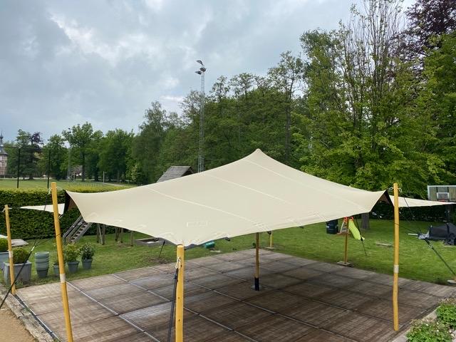 TE HUUR stretchtent 7,5x10,5m BEIGE, Tuin en Terras, Partytenten, Verzenden, Nomadik, Partytent, 6 meter of meer