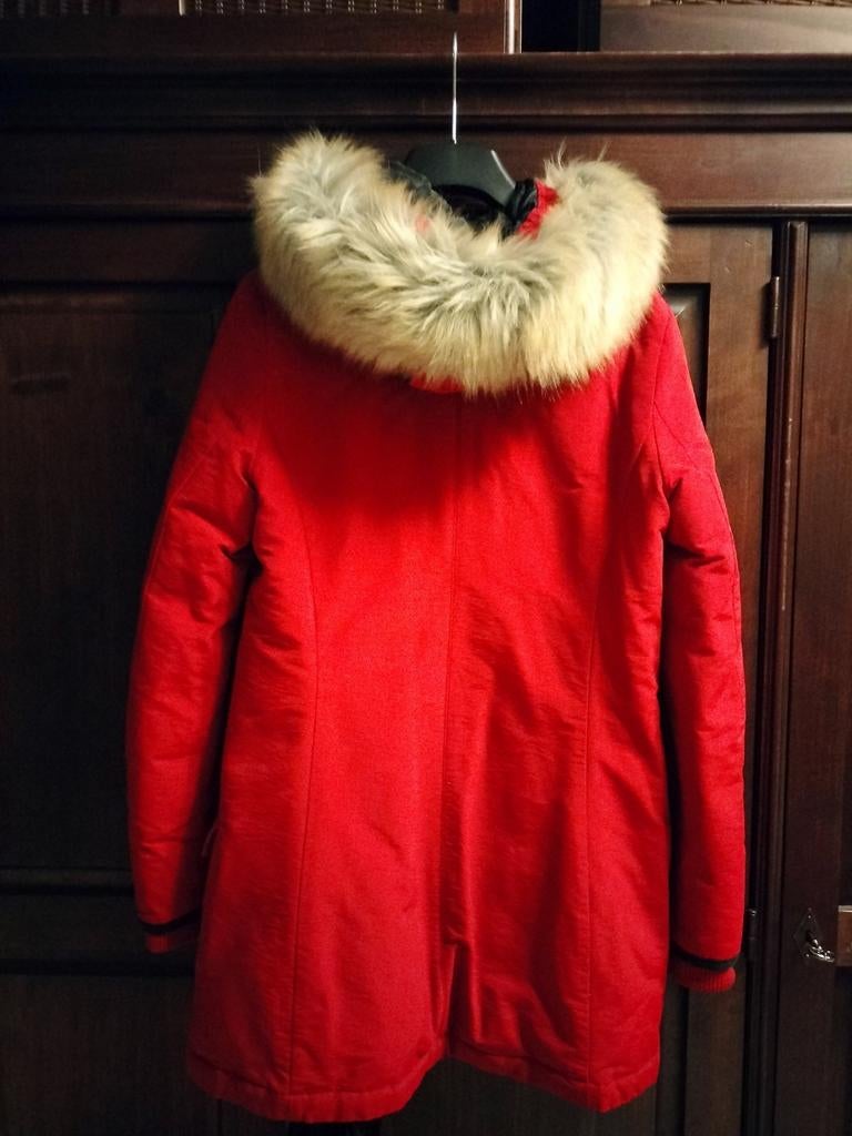 Tommy Hilfiger dames donsjas rood met mooi nepbont maat S, Ophalen of Verzenden, Gedragen, Rood