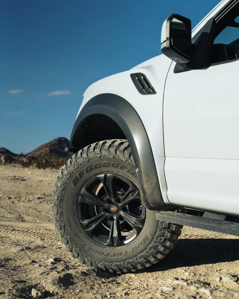 BST Tuff TEK velgenset Ford F150 / Raptor (2009+), Auto-onderdelen, Banden en Velgen, 245 mm, Velg(en), Nieuw, Ophalen of Verzenden
