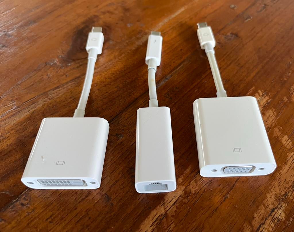 Apple Macbook Thunderbolt 2 adapters, Ophalen of Verzenden, Zo goed als nieuw