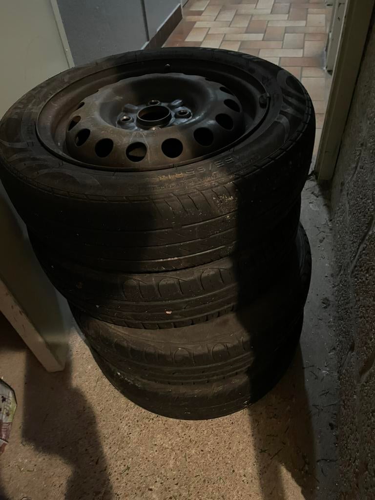 Banden op velg 4x100, Ophalen of Verzenden, Gebruikt