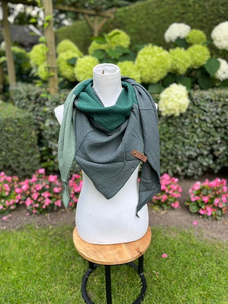 Zomer driehoek sjaal, Ophalen of Verzenden, Nieuw, Maat 46/48 (XL) of groter, Sjaal