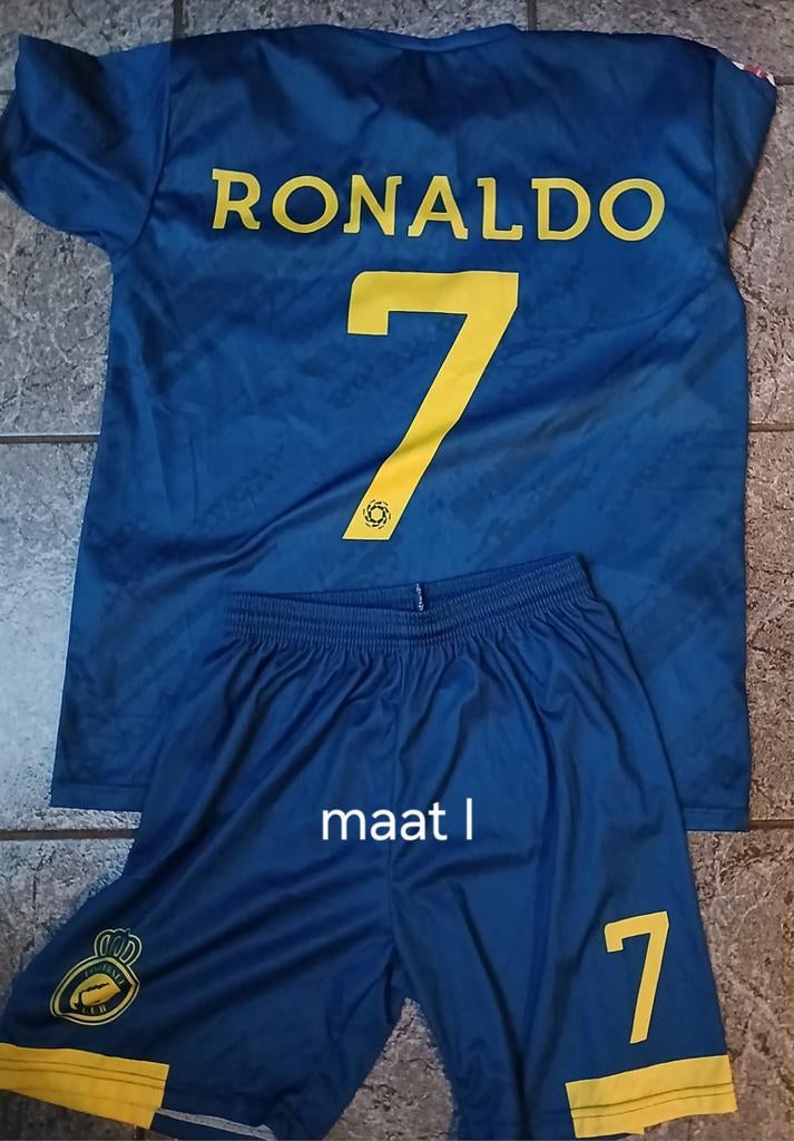 Voetbal shirts, Sport en Fitness, Voetbal, Maat XL, Ophalen, Zo goed als nieuw, Shirt