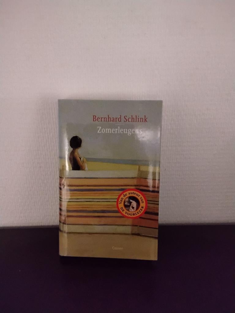 Zomerleugens - Bernhard Schlink (Zeer Goede Staat), Ophalen of Verzenden, Zo goed als nieuw, Bernhard Schlink, Nederland