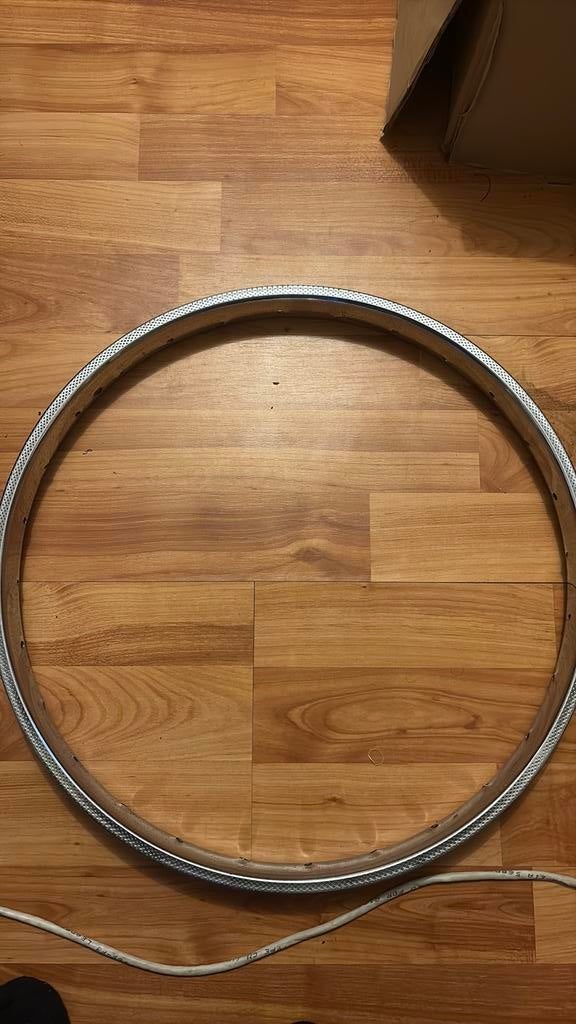 Velgrand peugeot 101 102 103 104 105 NOS, Fietsen en Brommers, Brommeronderdelen | Oldtimers, Ophalen of Verzenden, Zo goed als nieuw