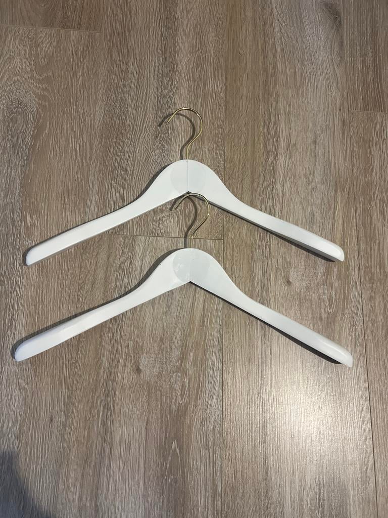 Kledinghangers - 3 dozen - wit met gouden haak, Kleding | Dames, Kledinghangers, Ophalen, Gebruikt, Hout, Volwassenen