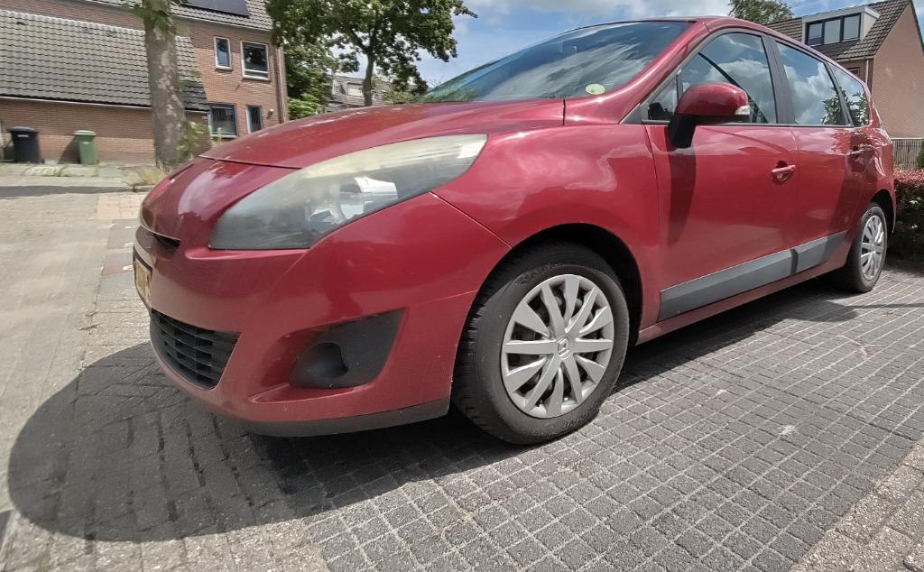 Renault Grand Scenic 1.4 TCE 5P 2009 Rood, Voorwielaandrijving, 745 kg, 4 cilinders, Handgeschakeld
