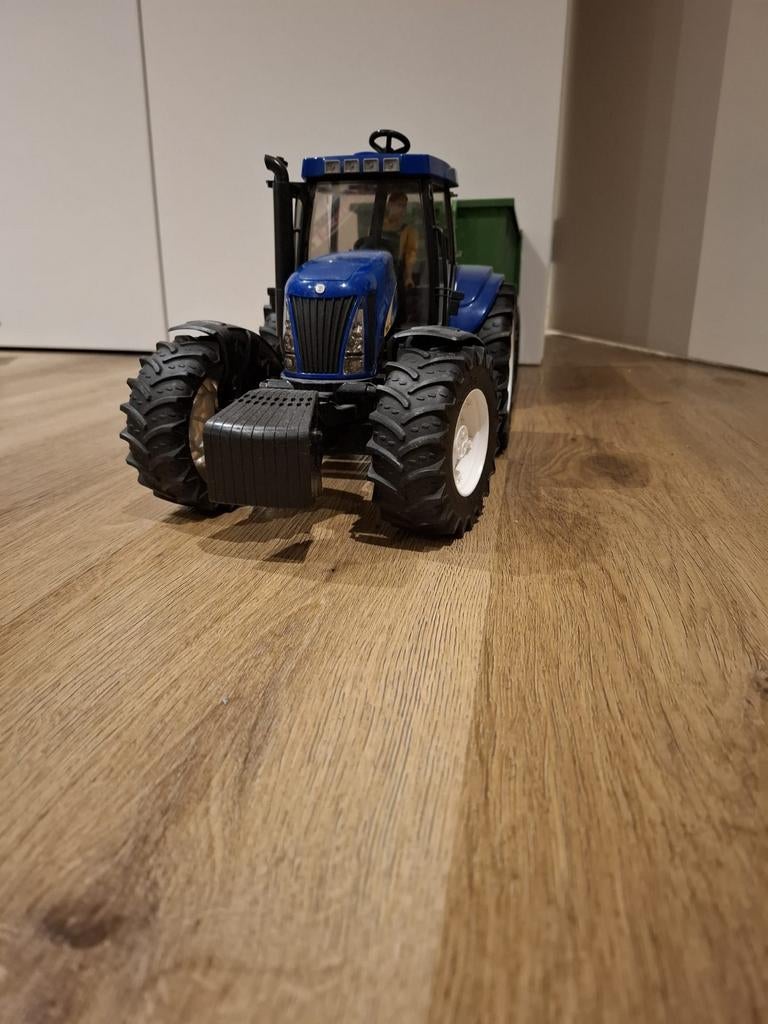 Bruder Tractor met Kar, Kinderen en Baby's, Speelgoed | Speelgoedvoertuigen, Ophalen of Verzenden, Gebruikt