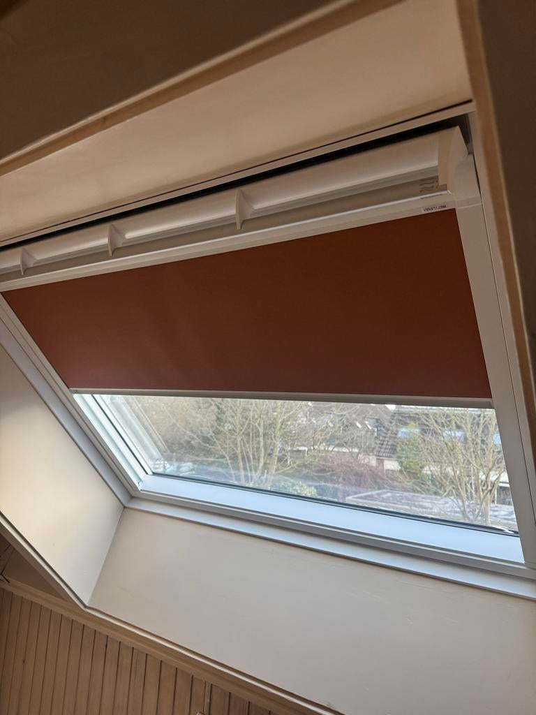 Verduisterend rolgordijn voor dakraam, Ophalen, 100 tot 150 cm, Nieuw, 50 tot 100 cm