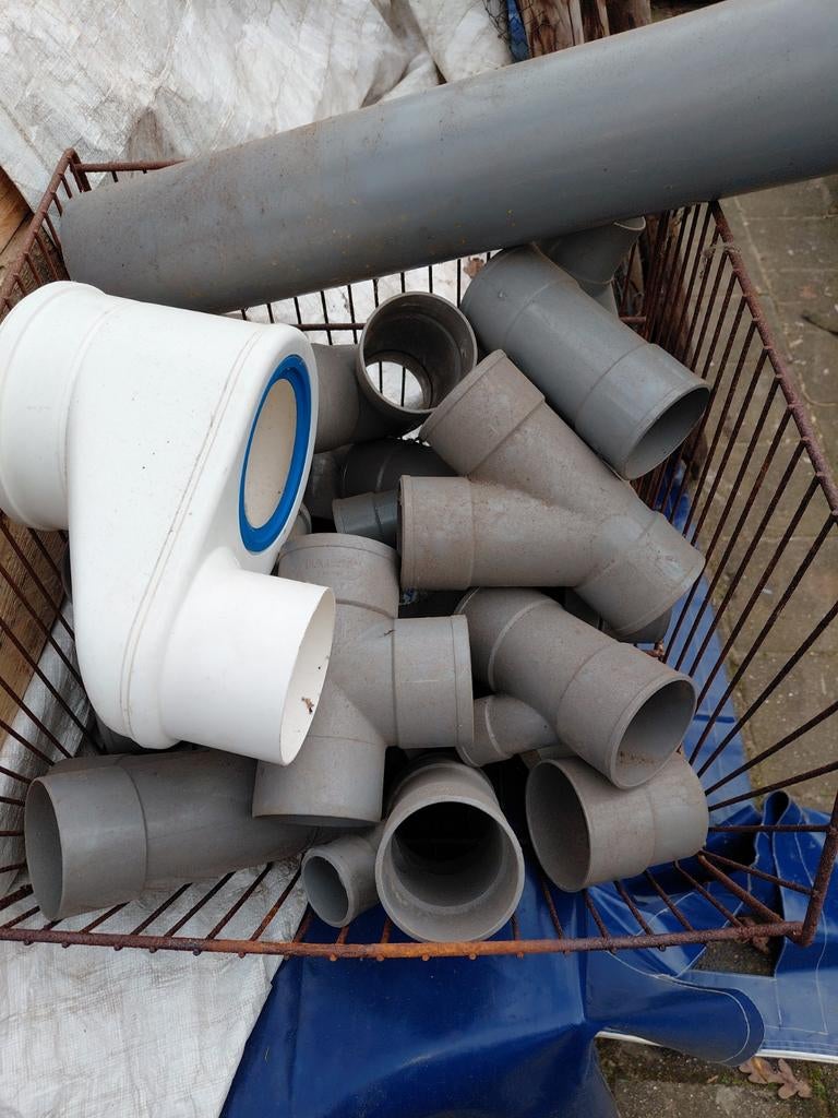 Pvc 75 en 80, Ophalen, Pvc, Minder dan 2 meter, 80 mm of meer