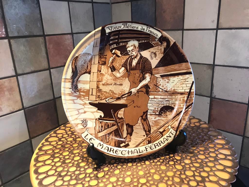 Le Marechal Ferrant,oude beroepen sierbord,doorsnee 24.5 cm, Antiek en Kunst, Ophalen of Verzenden