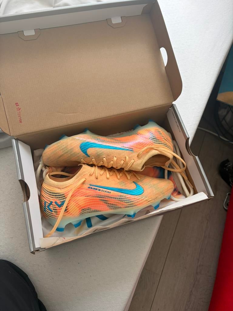 Nike Mercurial Vapor 16 Kylian Mbappe FG, Maat XS of kleiner, Ophalen of Verzenden, Zo goed als nieuw, Schoenen