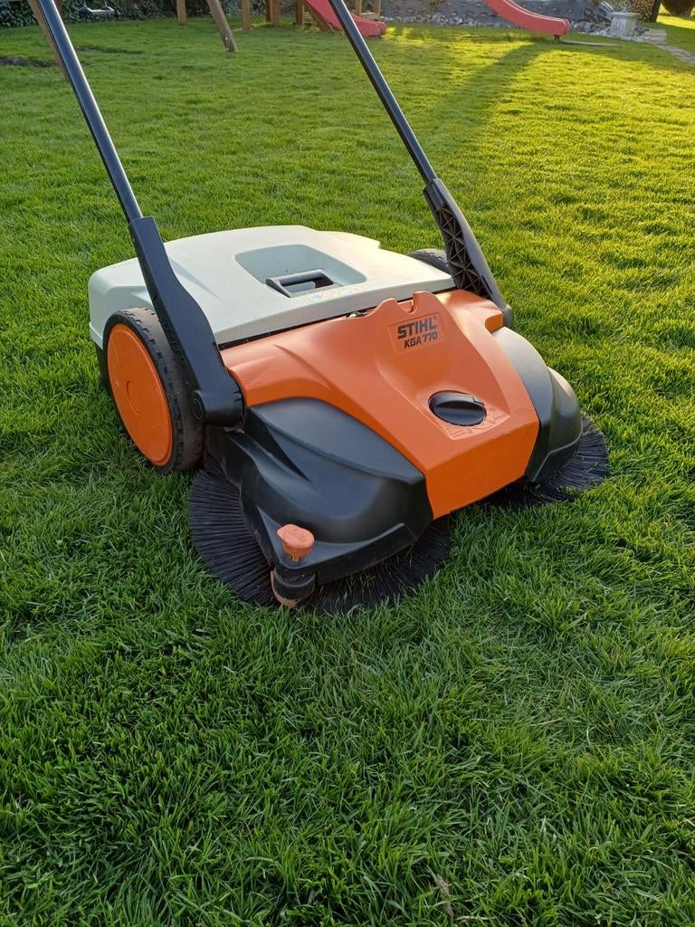 Stihl KGA 770 Accu Veegmachine, Tuin en Terras, Veegmachines, Ophalen, Gebruikt, STIHL
