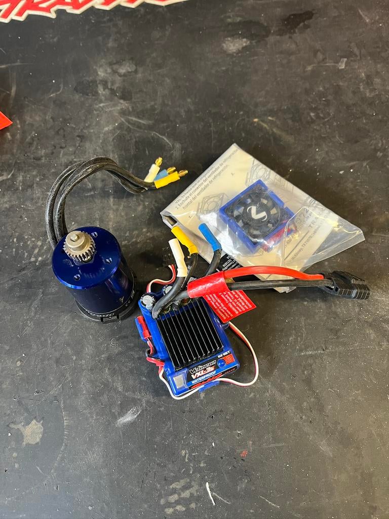 Traxxas VXL 3s brushless motorset combo 4 pole, Hobby en Vrije tijd, Modelbouw | Radiografisch | Auto's, Elektro, Ophalen of Verzenden