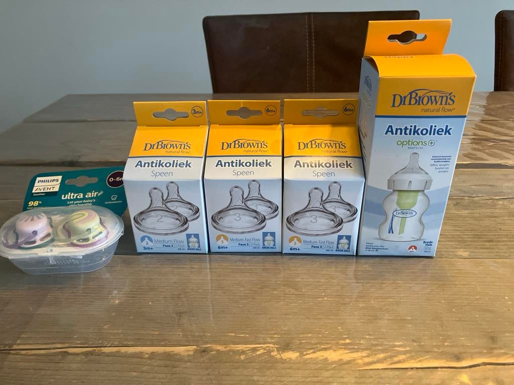 Dr Brown's fles met spenen (maat 2 & 3) en Philips fopspenen, Ophalen of Verzenden, Nieuw, Overige typen