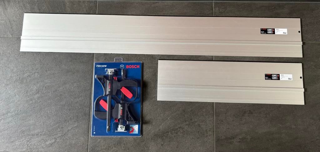 Bosch geleiderails FSN 1400mm & 700mm met set  klemmen, Gebruikt, Decoupeerzaag, Ophalen of Verzenden, 30 tot 70 mm