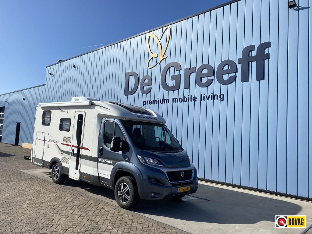 Adria Compact PLUS SL, Chemisch toilet, Ringverwarming, Fiat, Afzuigkap