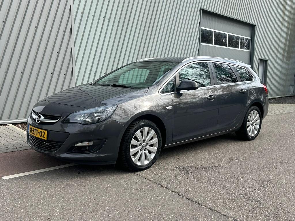 Opel Astra Sports Tourer 1.6 CDTi Design Ed. (bj 2015), Gebruikt, Euro 6, 4 cilinders, Origineel Nederlands