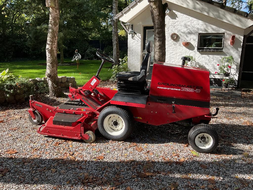 Toro zitgrasmaaier Diesel type 325, Tuin en Terras, Zitmaaiers, Gebruikt, 120 cm of meer, Elektrische starter, Ophalen