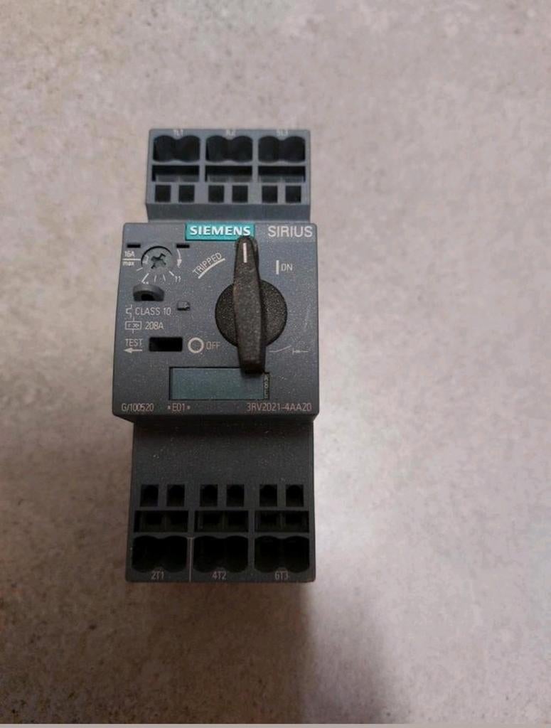 Siemens Motorbeveiligingschakelaar 3RV2021-4CA20, Ophalen of Verzenden, Gebruikt