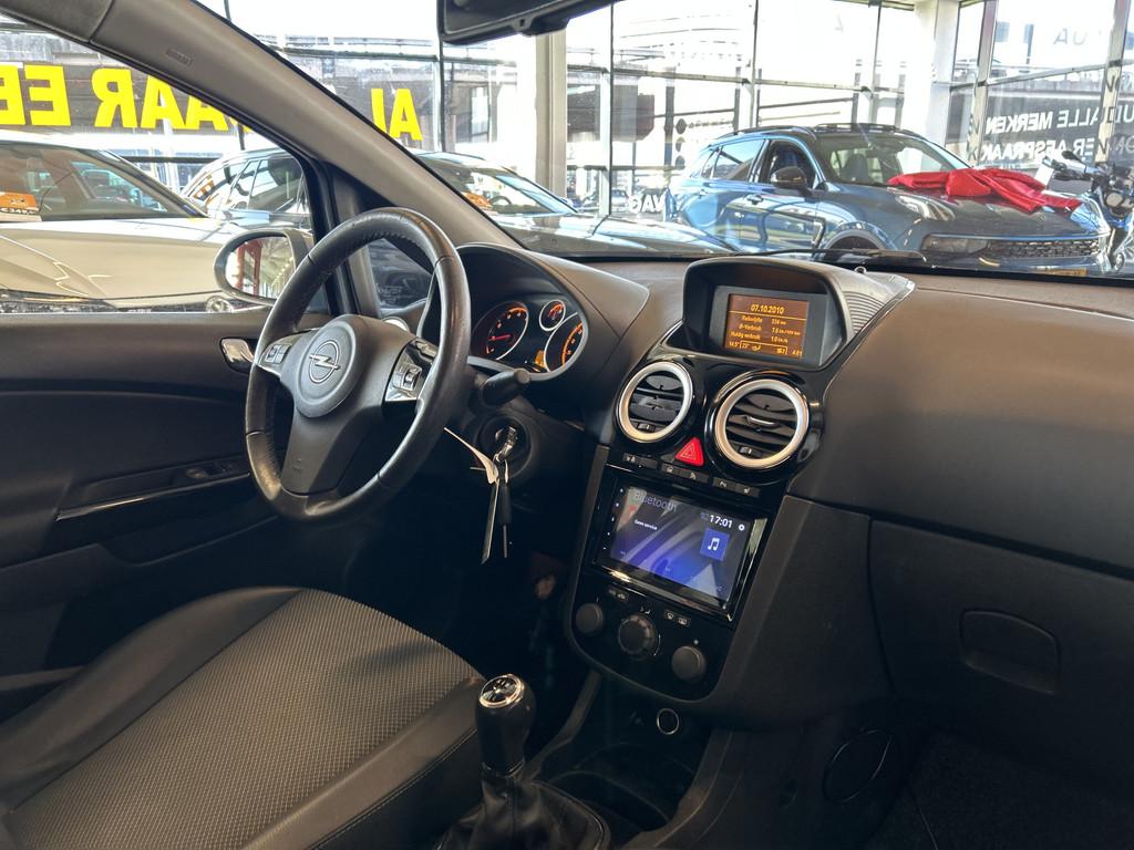 Opel Corsa 1.4-16V Cosmo | Apple carplay | Stoel+Stuurverwar, Voorwielaandrijving, Gebruikt, Zwart, 4 cilinders