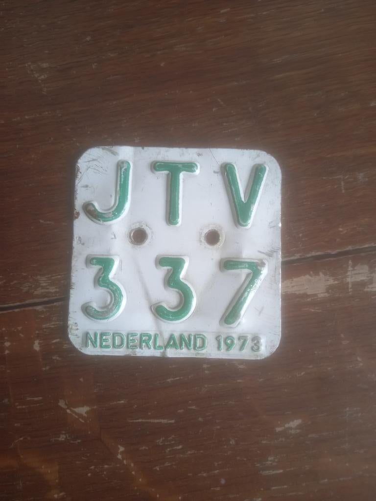 Zeldzaam oud bromfiets belasting plaatje 1973 JTV 337, Ophalen of Verzenden, Gebruikt, Overige typen, Overige merken