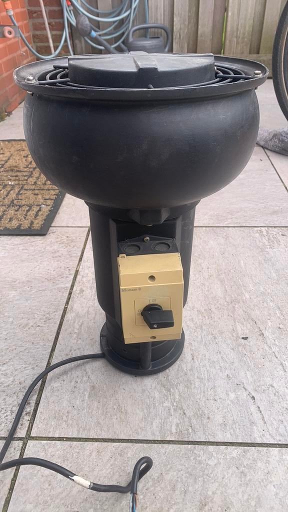 Dakventilator, 3 standen, Ophalen of Verzenden, Gebruikt