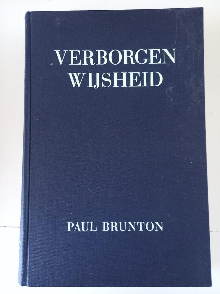 w17 Verborgen Wijsheid - Paul Brunton, Boeken, Ophalen of Verzenden, Gelezen, Spiritualiteit algemeen, Achtergrond en Informatie