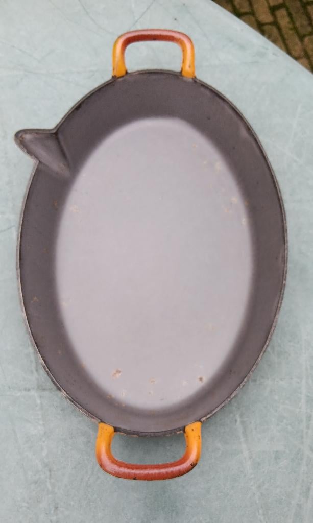 DRU ovenschaal spekpan gietijzer met schenktuit 28 cm (G189), Huis en Inrichting, Keuken | Potten en Pannen, Gebruikt, Gietijzer