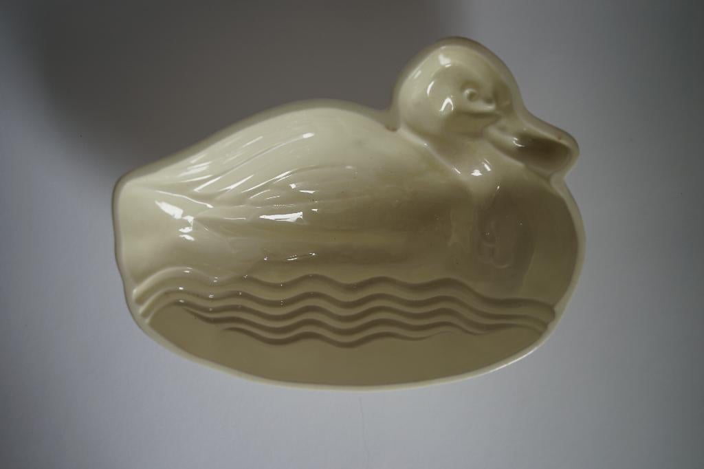 puddingvorm aardewerk water eend pastel geel creme, Antiek en Kunst, Ophalen of Verzenden