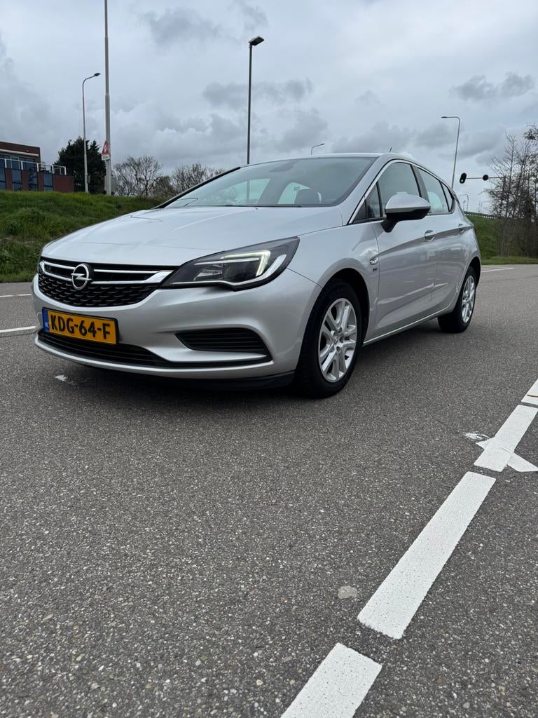 Opel Astra 1.6 Cdti 81KW 5D 2019 Grijs, Auto's, Voorwielaandrijving, Bluetooth, Euro 6, 4 cilinders