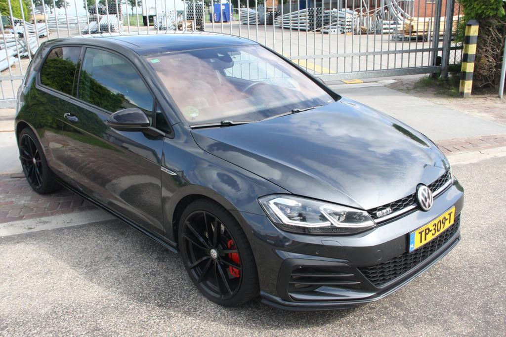 Volkswagen Golf 2.0 TDI GTD 7.5 handgeschakeld 3-deurs full, Voorwielaandrijving, Gebruikt, Alcantara, 23 km/l