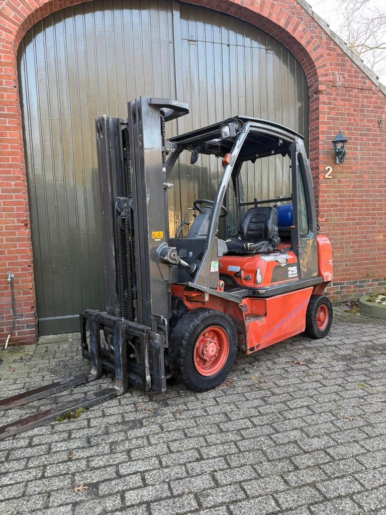 Nissan 2.5 Tons Lpg Heftruck (4800 uur), 2000 tot 3000 kg, Ophalen of Verzenden, LPG, Heftruck
