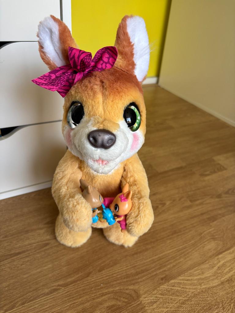 Fur Real Josie Kangaroe, Kinderen en Baby's, Speelgoed | Knuffels en Pluche, Overige typen, Ophalen of Verzenden, Zo goed als nieuw