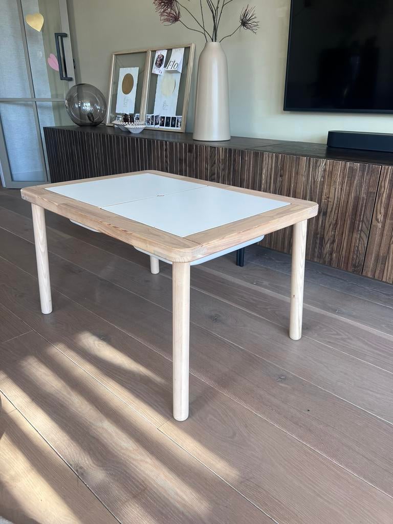 Ikea flisat met bakken kinderbureau, Ophalen, Zo goed als nieuw