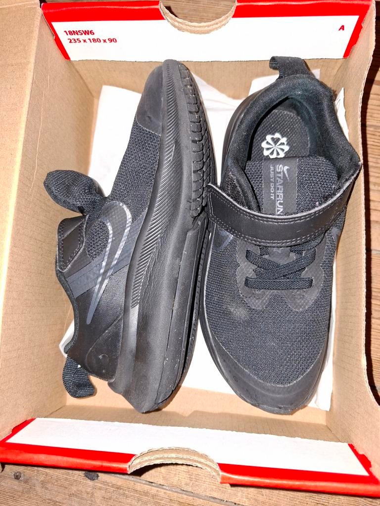 Kinder sportschoenen, Verzenden, Zo goed als nieuw, Nike, Jongen of Meisje