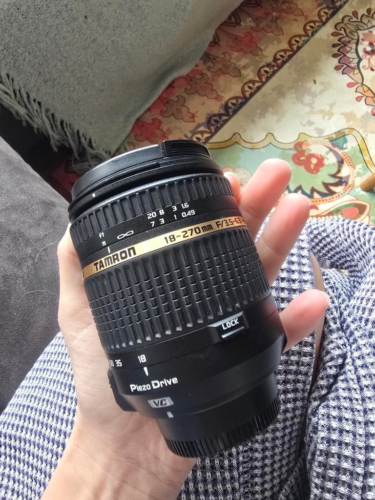 Tamron 18-270mm f/3.5-6.3 VC All-in-one Zoomlens, Ophalen of Verzenden, Gebruikt, Telelens, Zoom