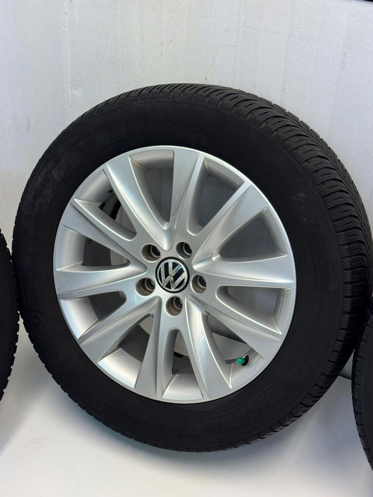 Org.235/55R17 VW Tiguan/VW Transporter T4 Caddy 5x112, Auto-onderdelen, Banden en Velgen, Gebruikt, 17 inch, Ophalen of Verzenden