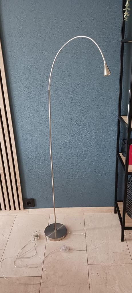 Staande leeslamp, Ophalen, Gebruikt, 150 tot 200 cm