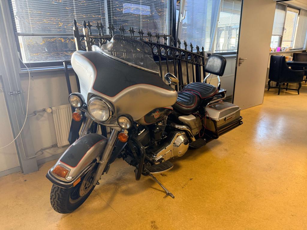 🏍️ Harley-Davidson Electra Glide Classic 90th Anniversary, Niet ingevuld, Chopper, Niet ingevuld, Particulier