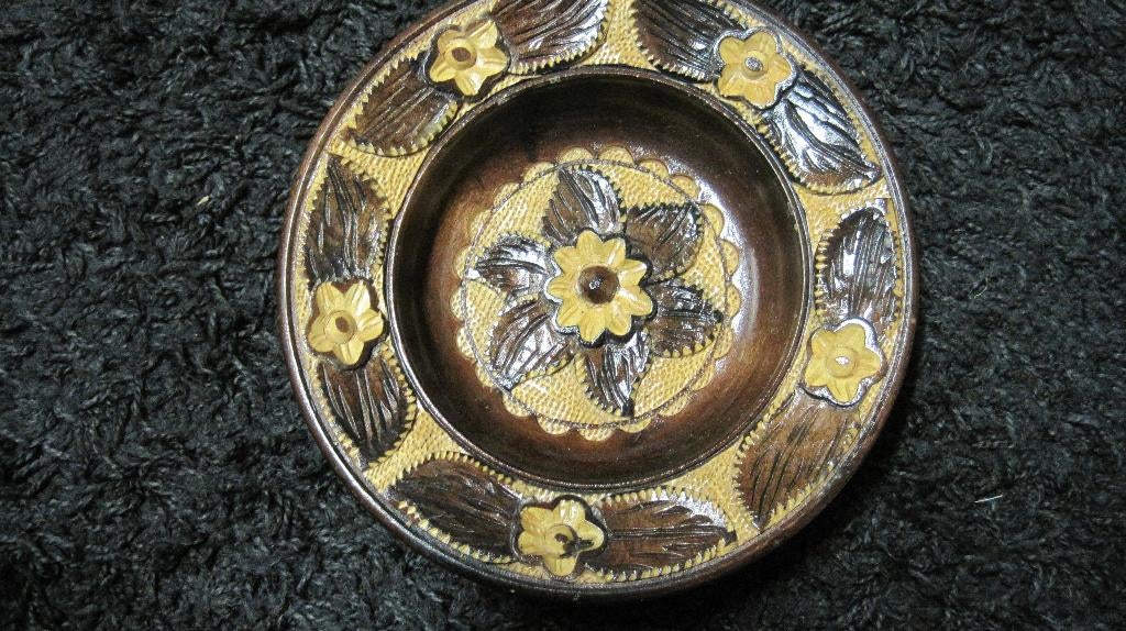 Houtsnijwerk bord, Antiek en Kunst, Minder dan 20 cm, Ophalen of Verzenden, Wanddecoratie, Flora