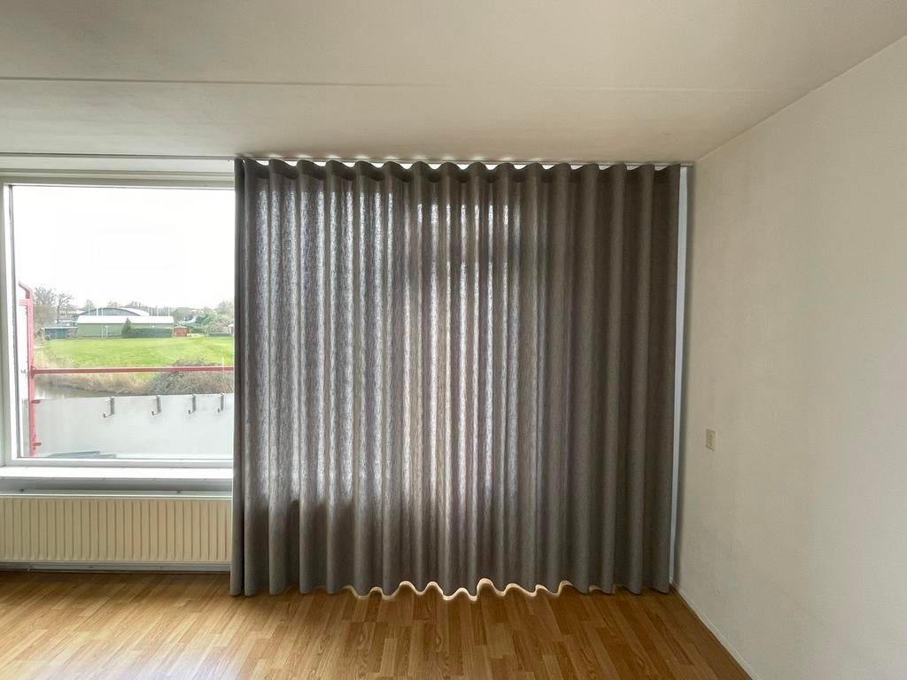 Gordijnen grijs met wave plooi van Veneta, Huis en Inrichting, 200 cm of meer, Ophalen of Verzenden, Zo goed als nieuw, 200 cm of meer