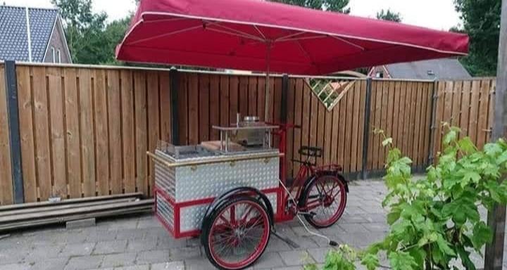 Bakfiets braadworst curry hamburgers poffertjes, Ophalen, 1 kind