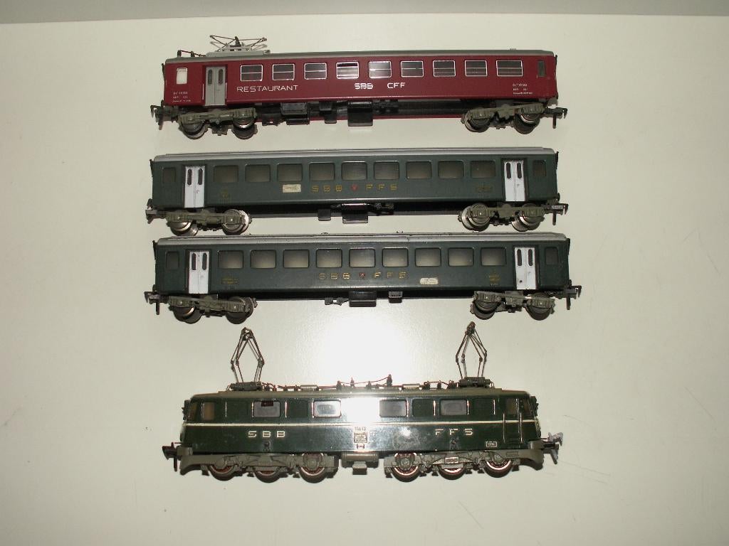 Fleischmann Zwitserse SBB-FFS treinsetje-2, Gelijkstroom, Fleischmann, Ophalen of Verzenden, Analoog